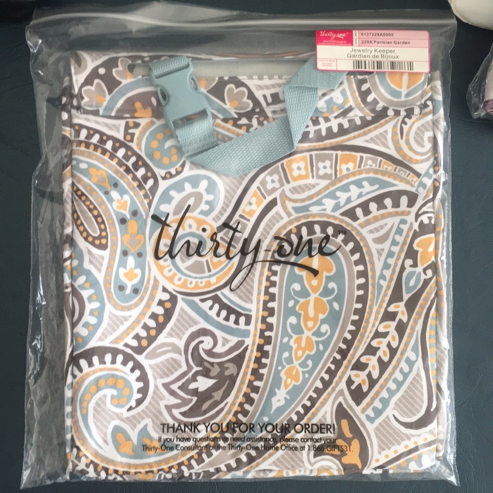 Thirty-one BRAND NEW Jewelry Keeper
